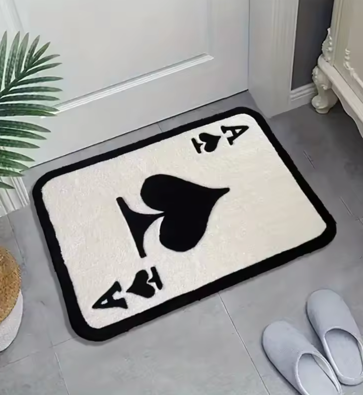 Tapis rectangulaire as de pique noir et blanc avec bordure noire